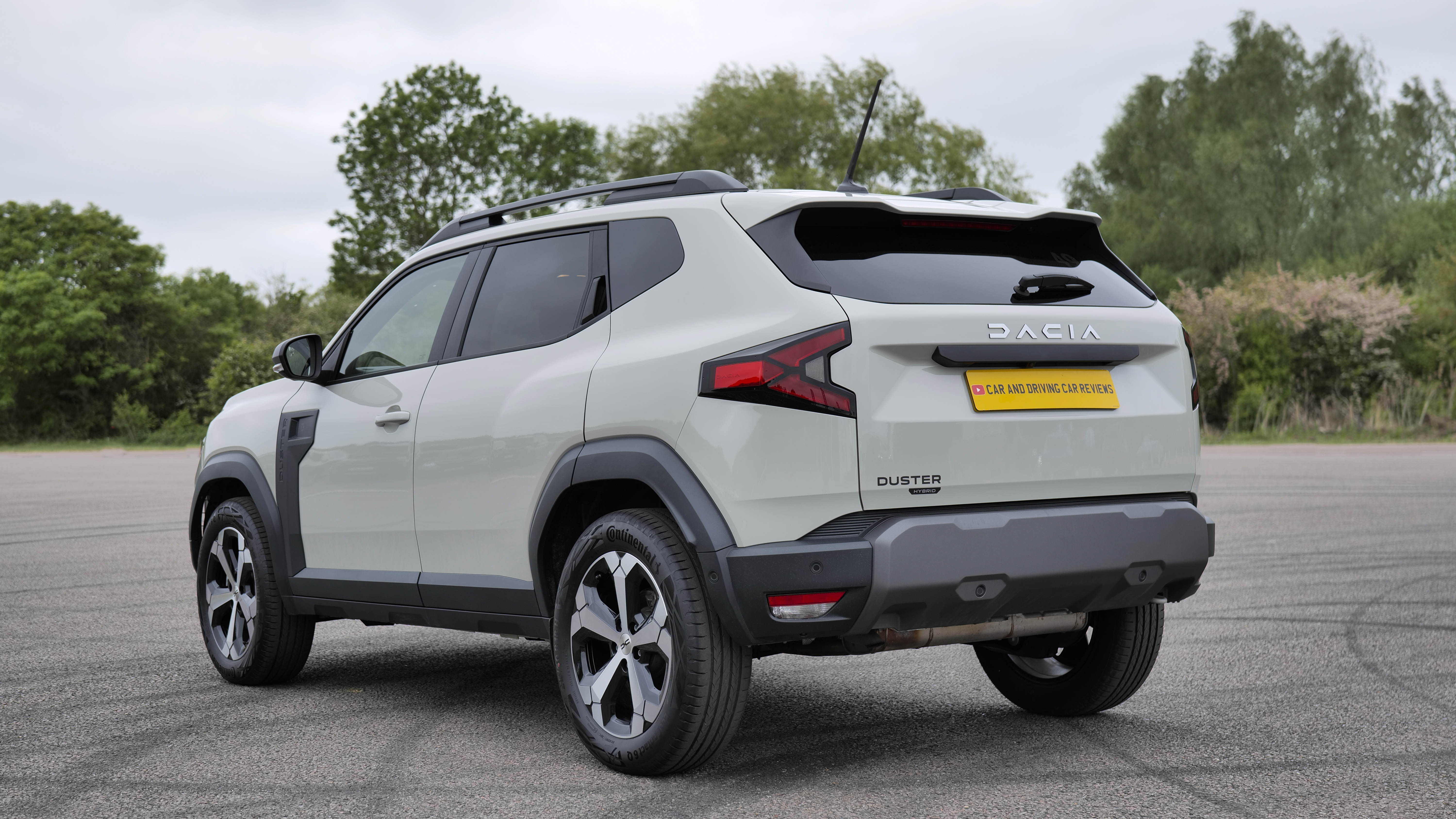DACIA DUSTER ESTATE 1.8 Hybrid 155 Expression 5dr Auto